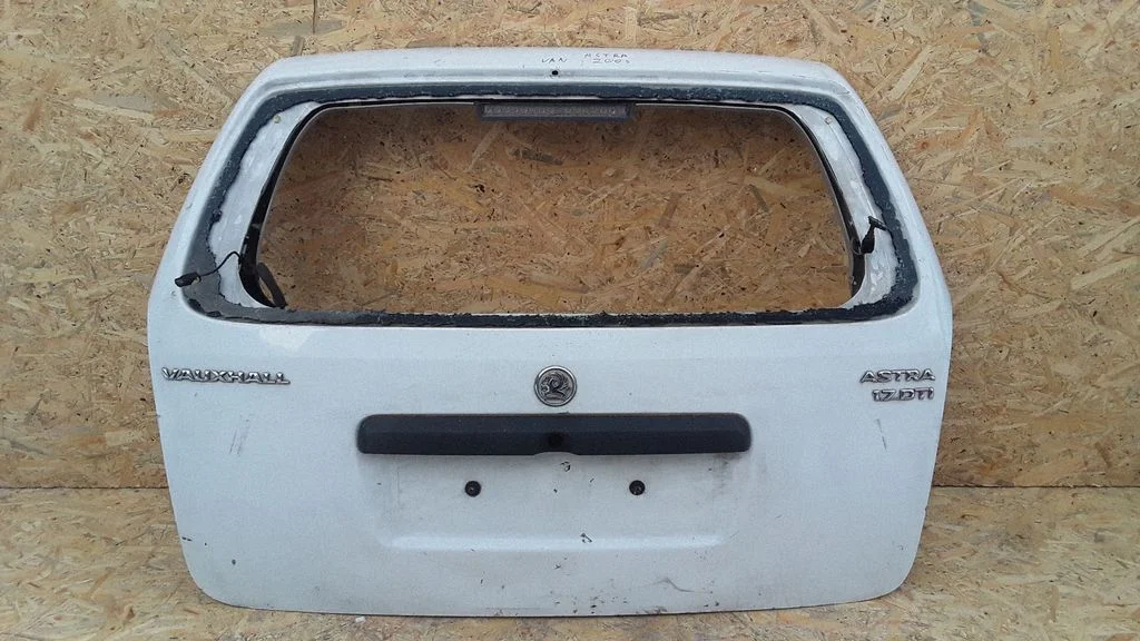 Tagaluuk (pakiruumi) – Opel Astra G (1998-2009)