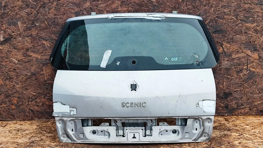 Tailgate/trunk/boot lid