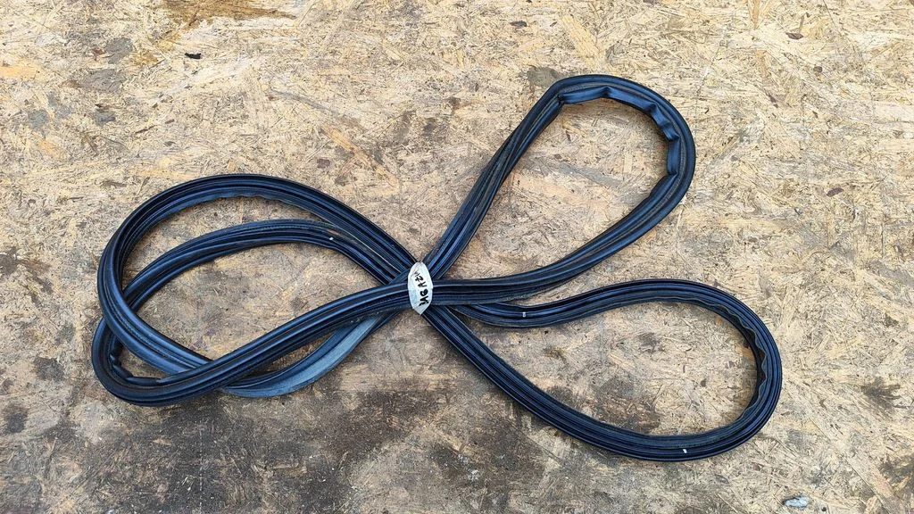 Loading door rubber seal (on body) – SsangYong Actyon sports I (2005-2012)