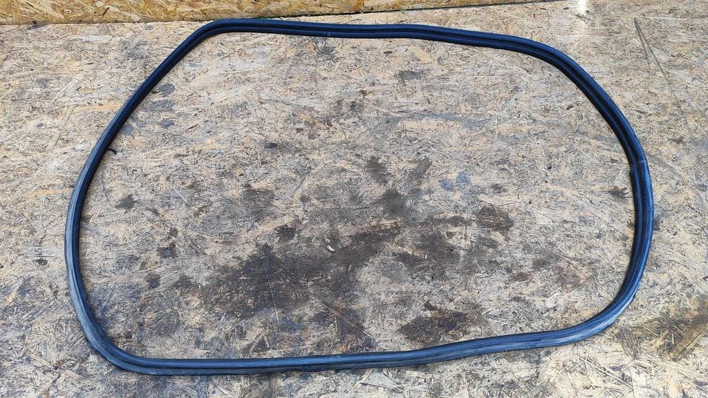 Loading door rubber seal (on body) – Opel Antara (2006-2016)