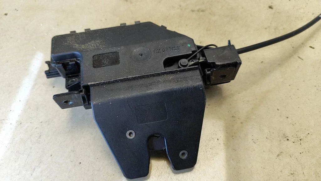 Tailgate/trunk/boot lock/catch/latch 7840617