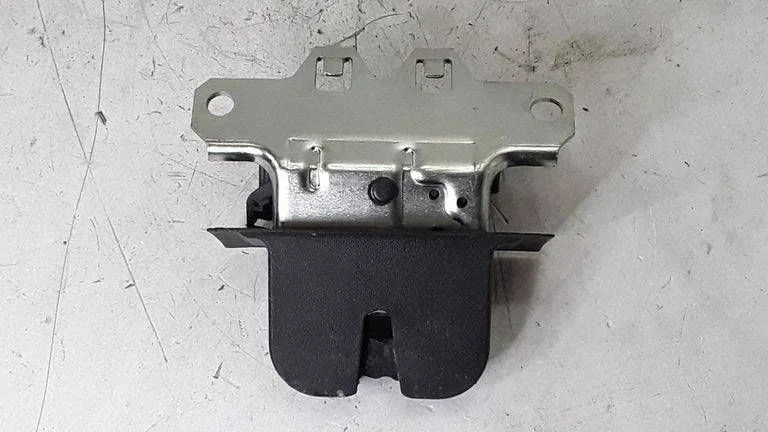 Tailgate/trunk/boot lock/catch/latch