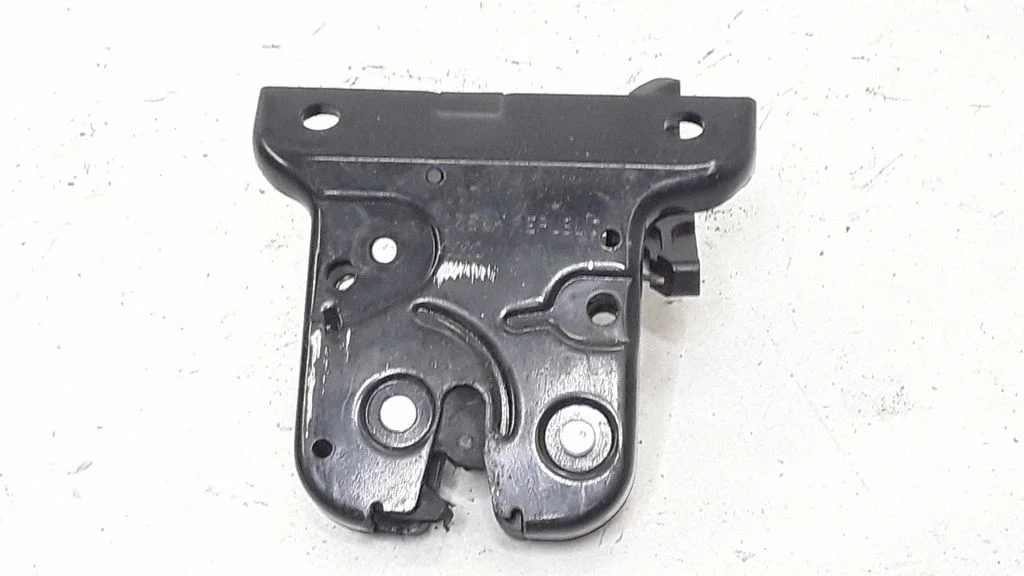 Tailgate/trunk/boot lock/catch/latch – Audi A3 S3 8P (2003-2012)