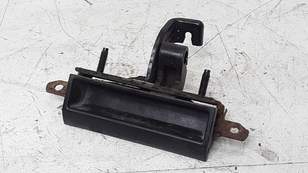 Tailgate/trunk/boot exterior handle – Subaru Legacy (2004-2006)