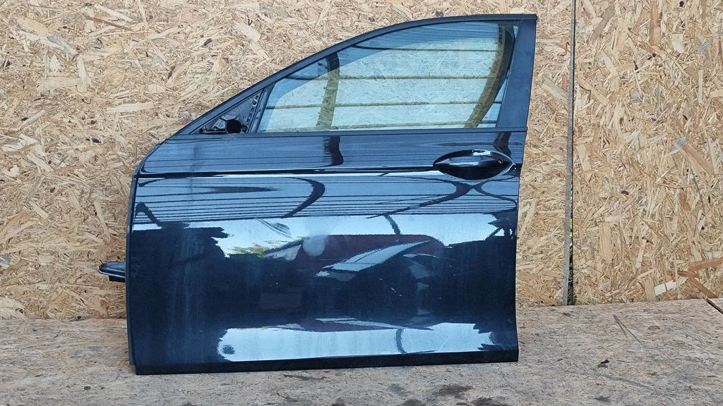 Front door – BMW 5 Series F10 F11 (2009-2016)