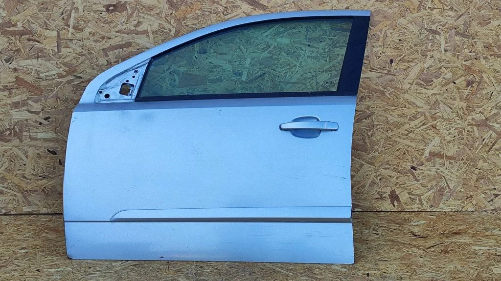 Front door – Opel Astra H (2004-2012)