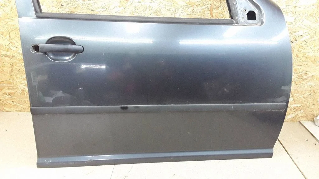 Front door – Volkswagen Golf IV (1998-2005)