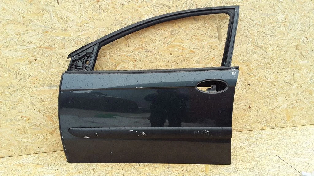 Esiuks – Citroen C5 (2001-2004)