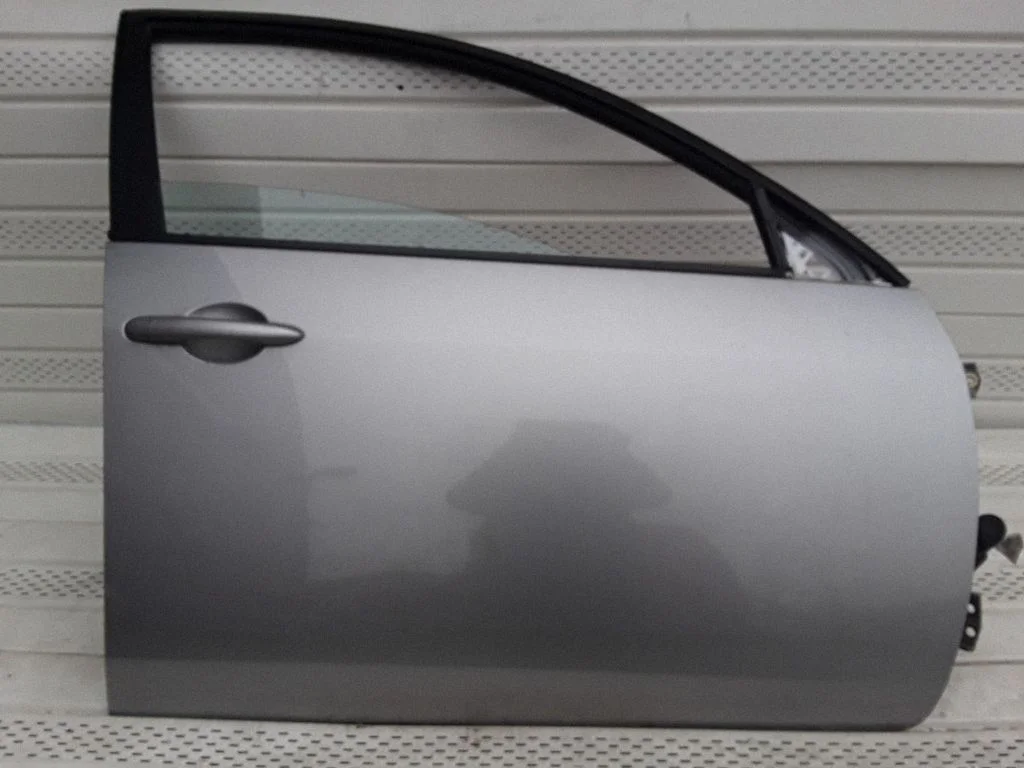Esiuks – Nissan Primera (2002-2007)