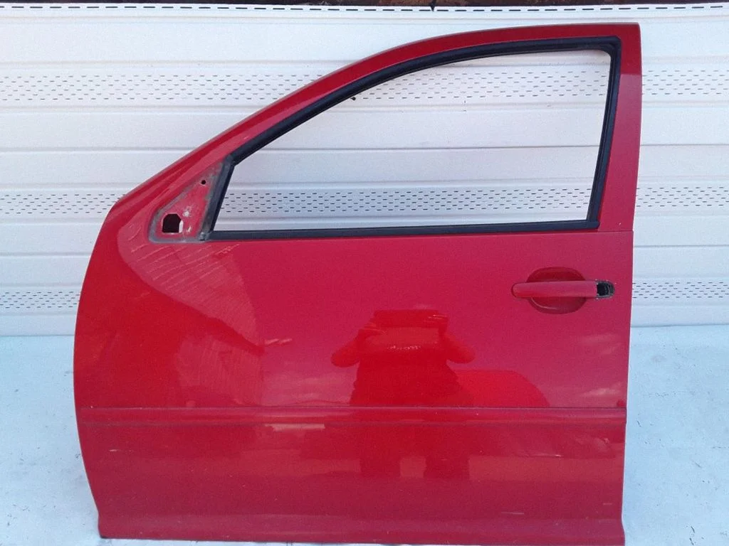 Esiuks – Volkswagen Golf IV (1998-2005)