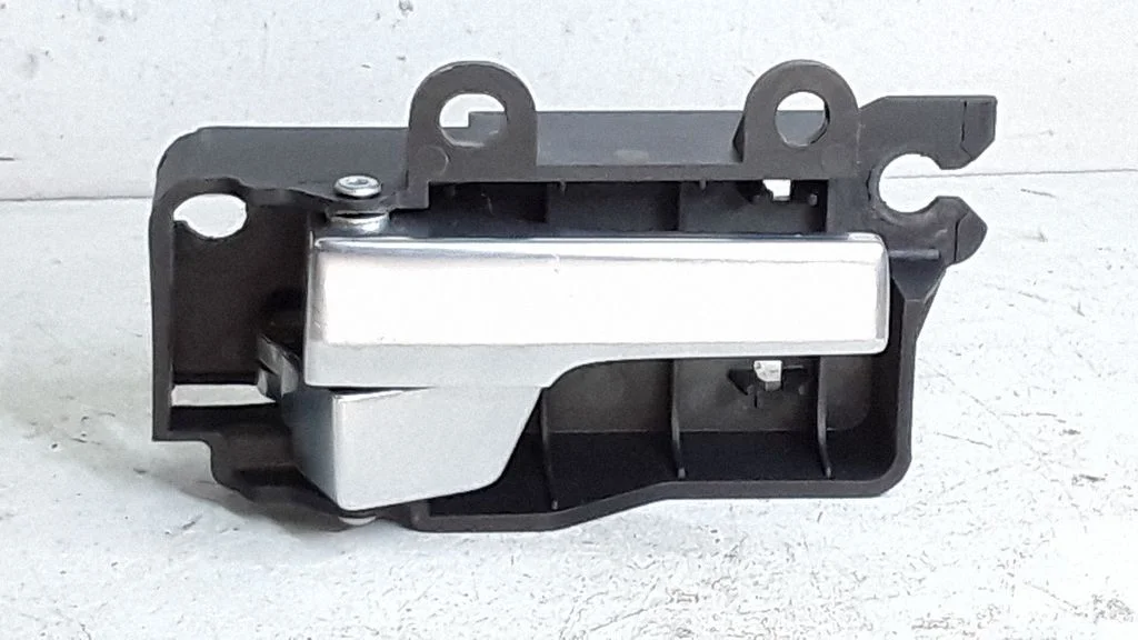 Front door interior handle – Ford Focus C-MAX (2003-2010)