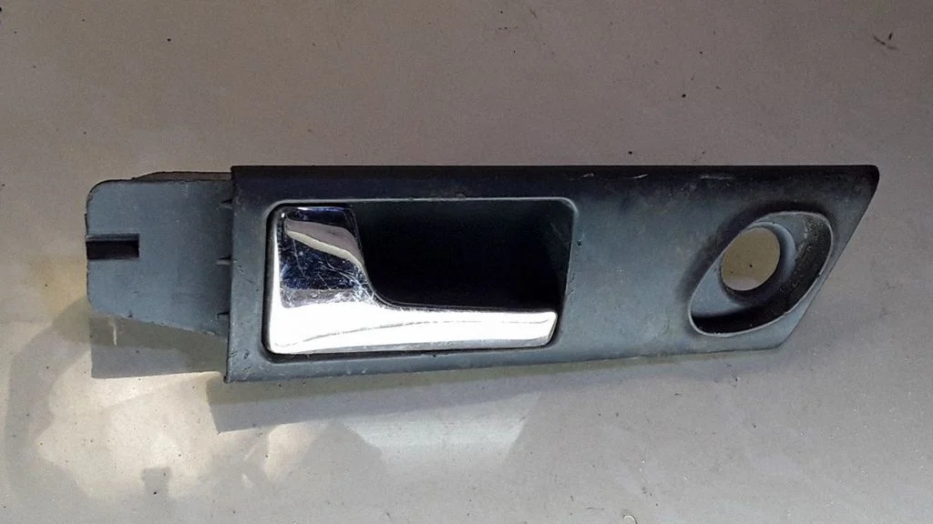 Front door interior handle – Audi 100 S4 C4 (1990-1995)
