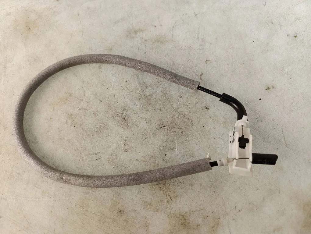 Front door cable line – BMW 1 Series E81 E87 (2004-2011)