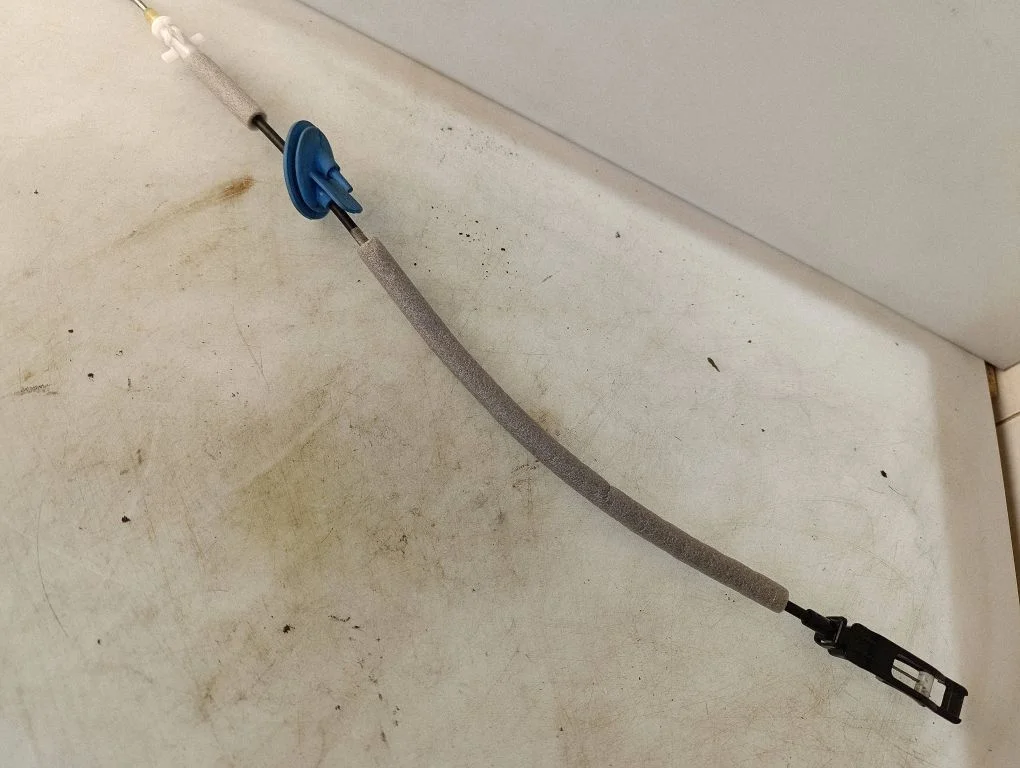 Front door cable line – Volkswagen T-Cross (2016-)