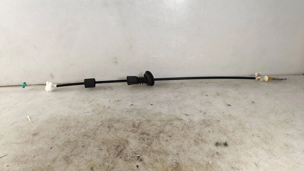 Front door cable line 5E0037085