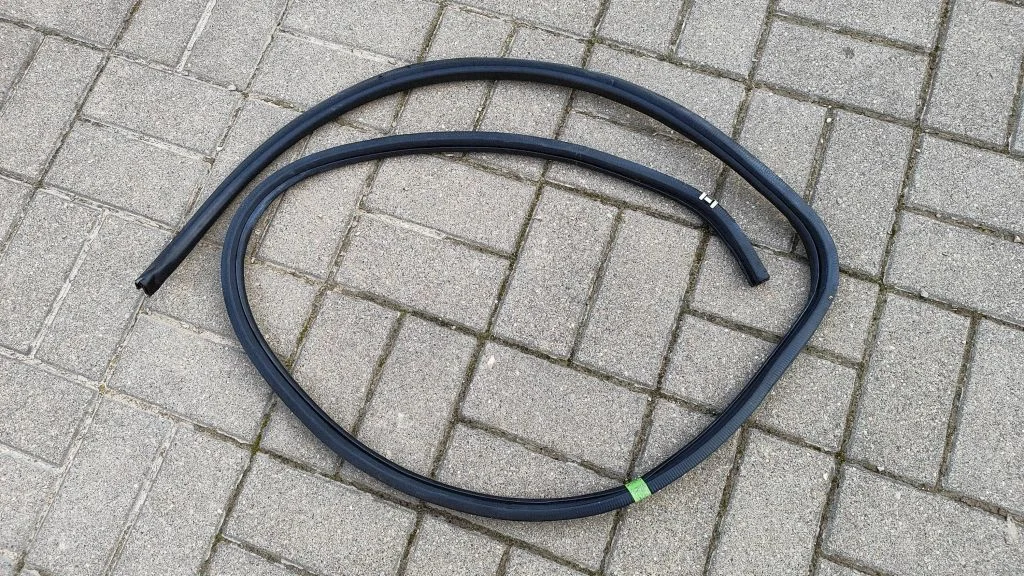 Uszczelka drzwi przednich (na karoserii) – Lexus IS 220D-250-350 (2006-2013)
