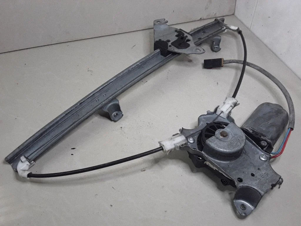 Front door window regulator with motor 112440