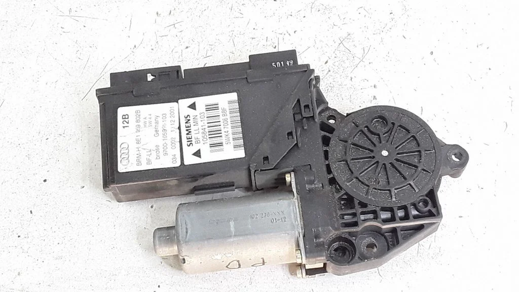 Front door window regulator motor – Audi A4 S4 B6 8E 8H (2001-2005)