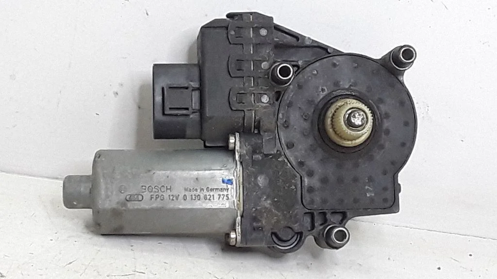 Front door window regulator motor 0130821775
