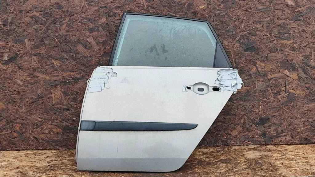 Rear door – left