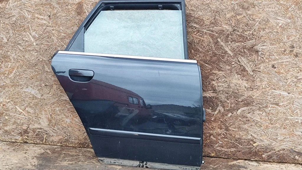Rear door 8E0959802A