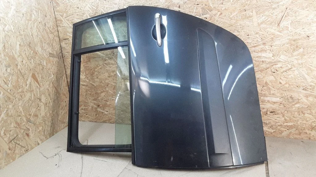 Rear door – left