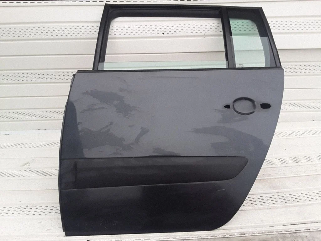 Rear door – left