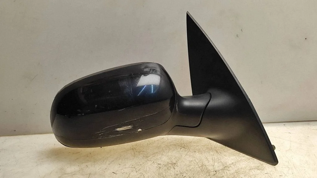 Esiukse elektriline välispeegel – Opel Corsa C (2000-2006)