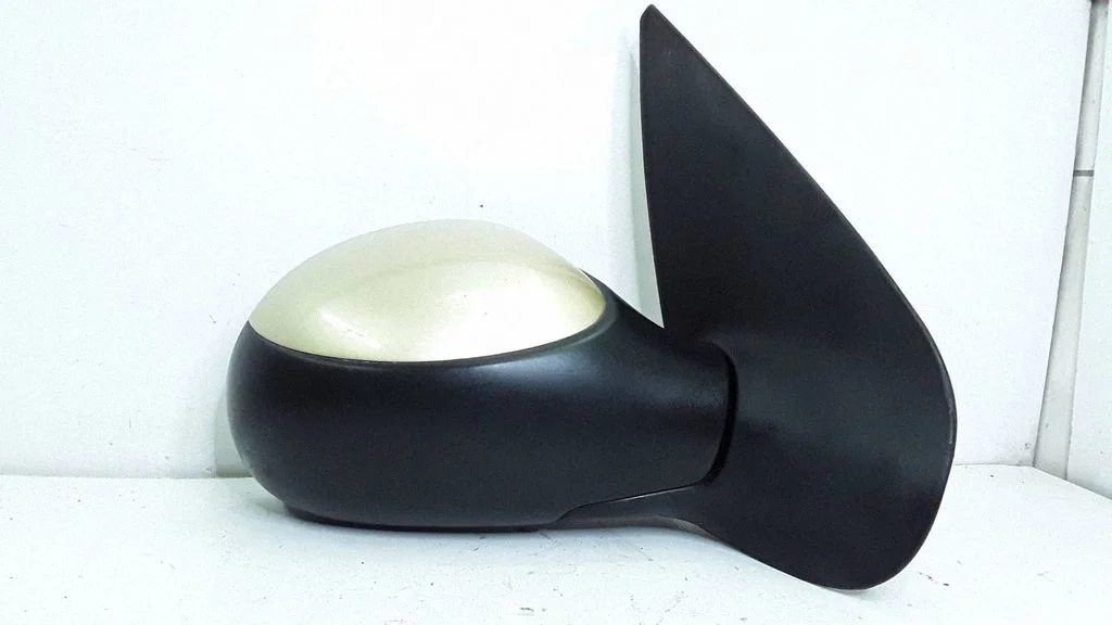 Front door electric wing mirror E2017003