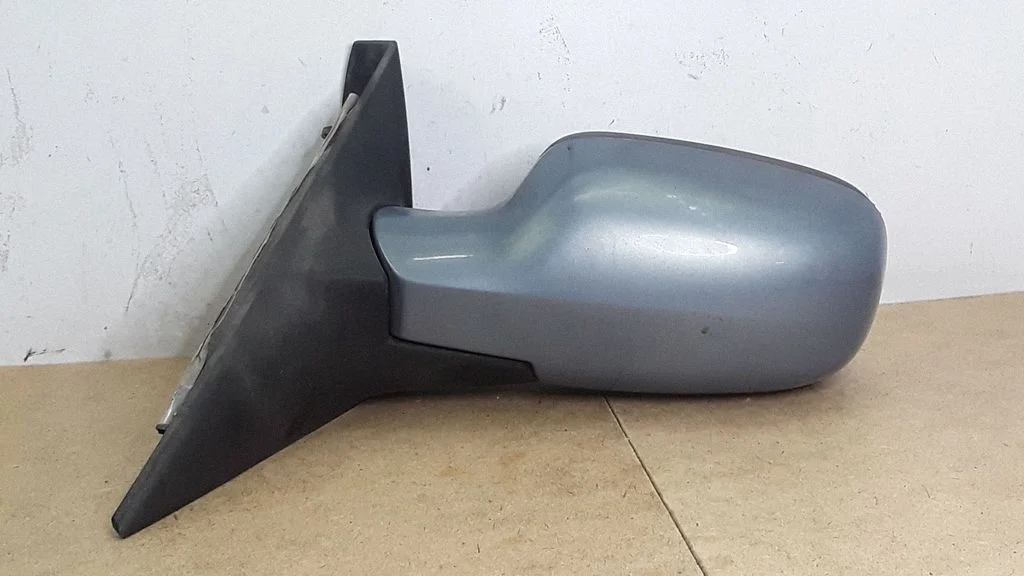 Front door electric wing mirror E9011126