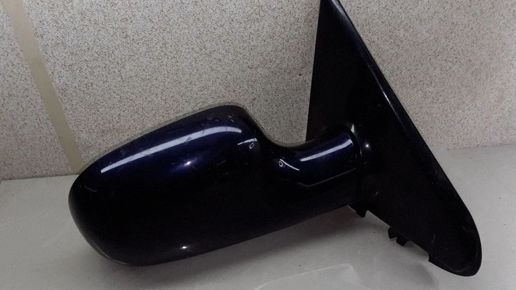 Front door electric wing mirror E1014049
