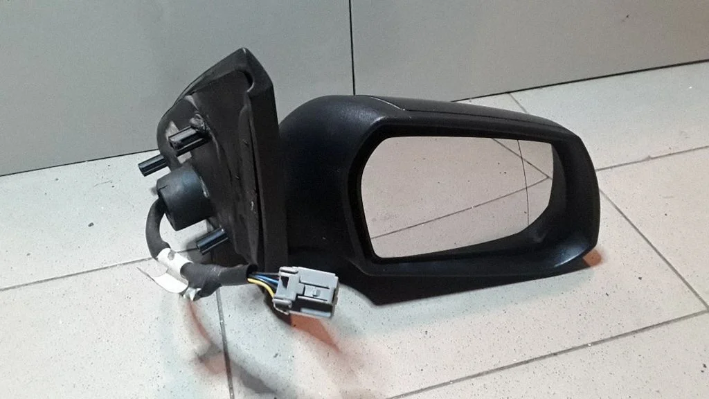 Front door electric wing mirror – Ford Mondeo Mk III (2000-2007)