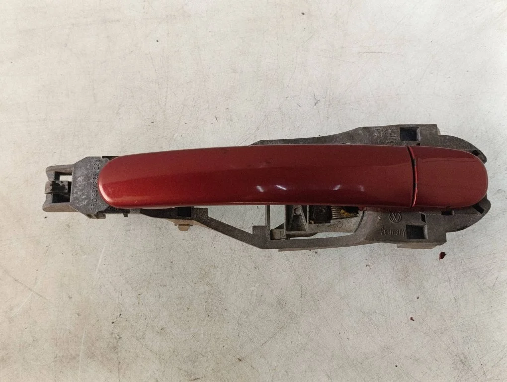 Tagaukse välimine käepide 3B0837885