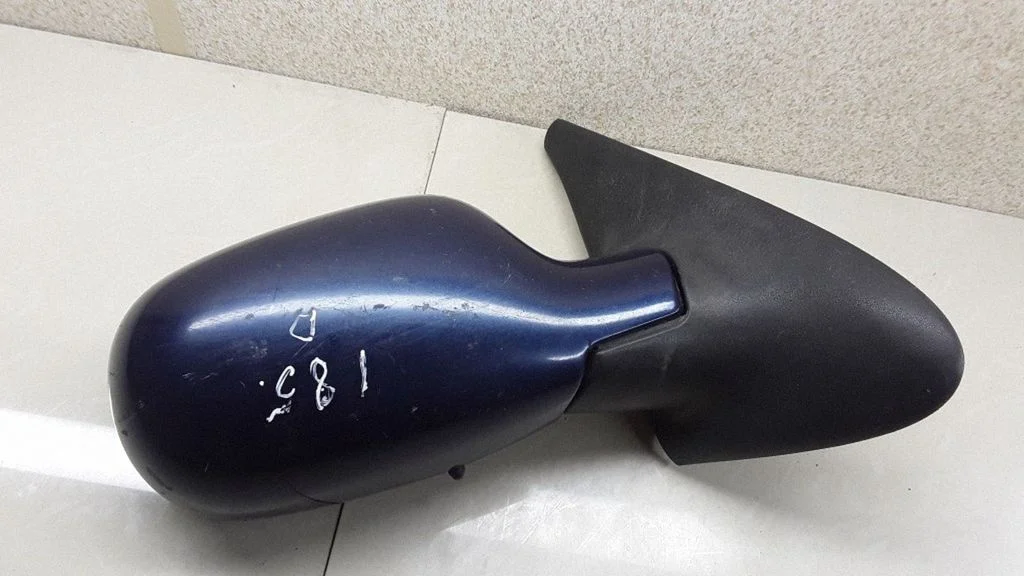 Front door electric wing mirror – Renault Megane I (1995-2002)