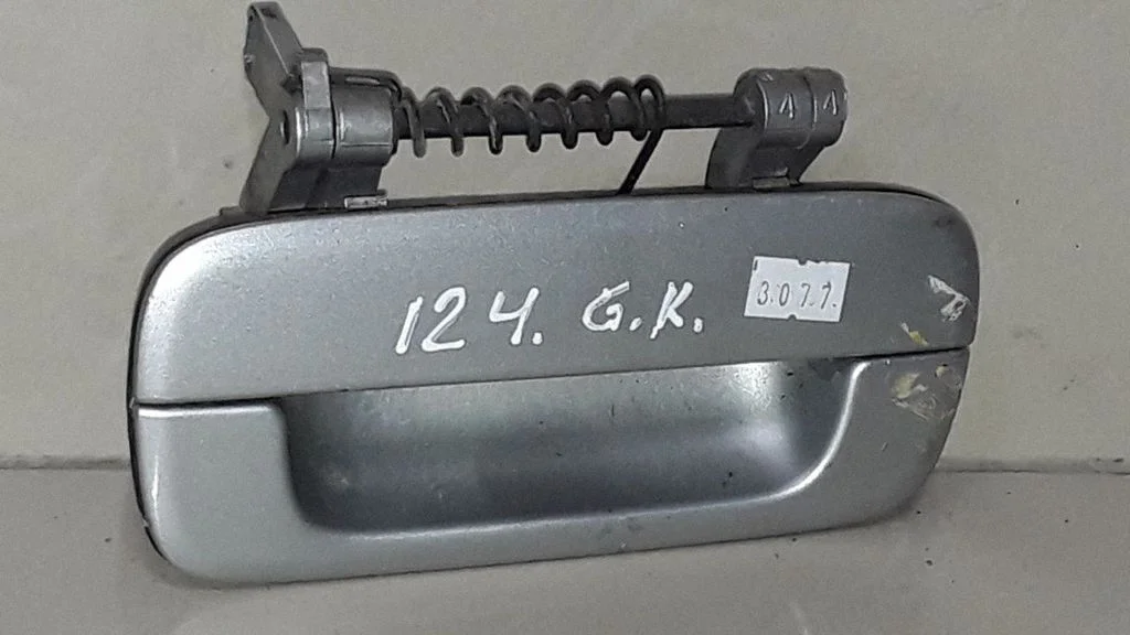 Tagaukse välimine käepide 9621859477