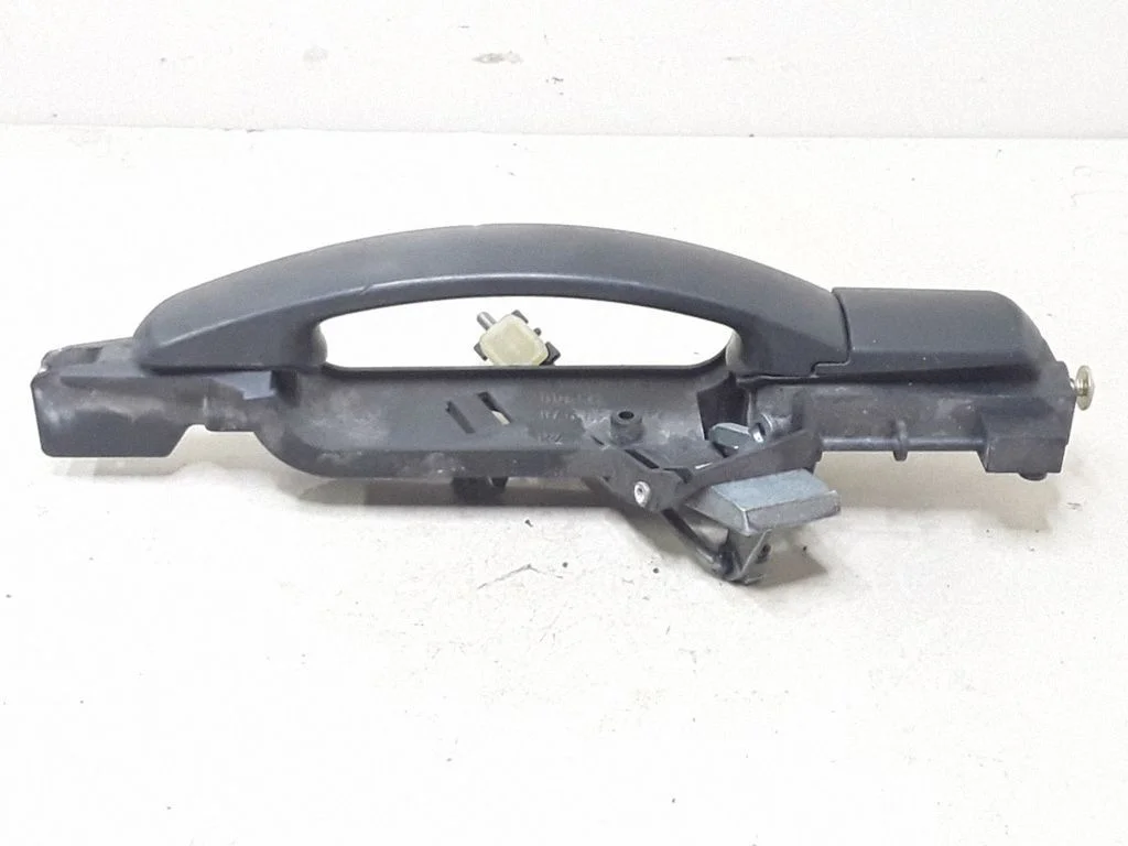 Rear door exterior handle – Ford Mondeo Mk III (2000-2007)
