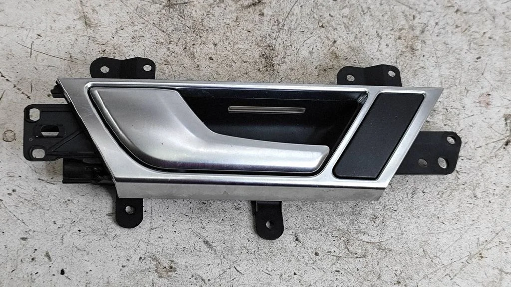 Rear door interior handle 4F0839019F