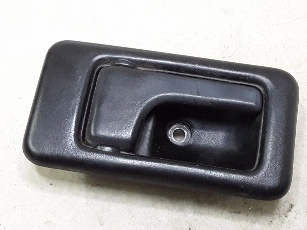 Tagaukse sisemine käepide – Opel Frontera B (1998-2004)