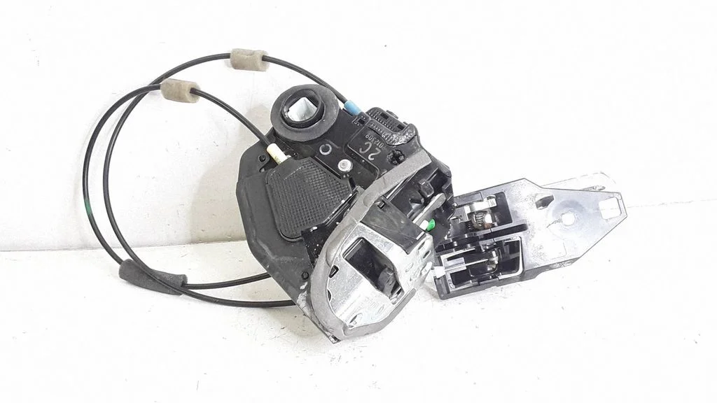 Rear door lock A046693