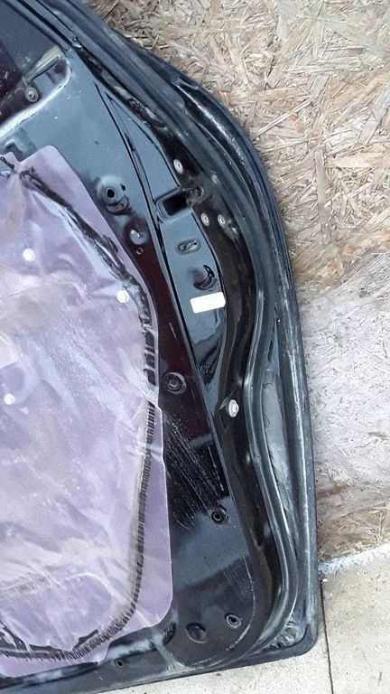 Rear door lock – right