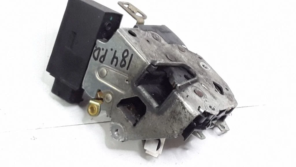 Rear door lock – BMW Z3 E36 (1994-2002)