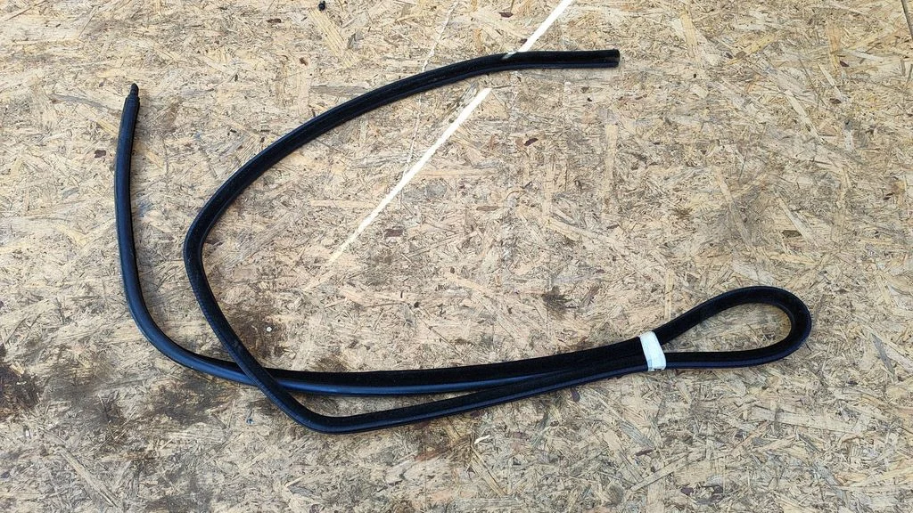 Tagaukse tihend (kere pool) – BMW 5-seeria E60 E61 (2004-2010)