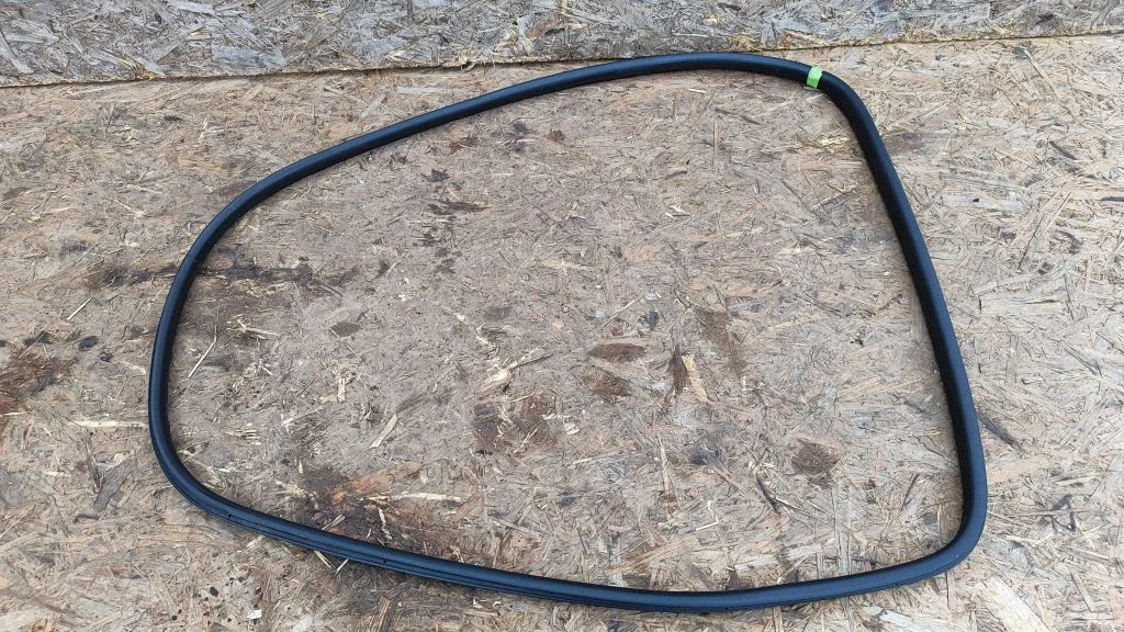 Tagaukse tihend (kere pool) – Peugeot 308 (2007-2013)
