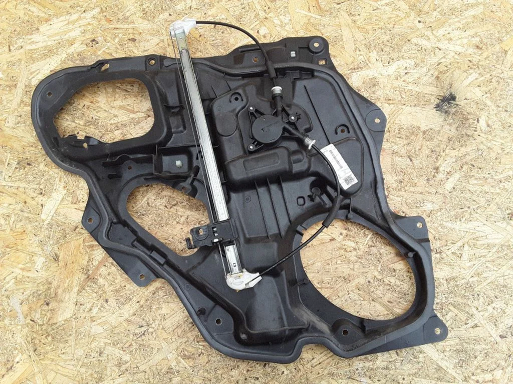Rear door window regulator with motor BP4K7297X