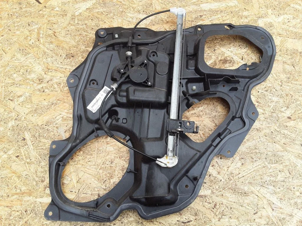 Rear door window regulator with motor BP4K7397X