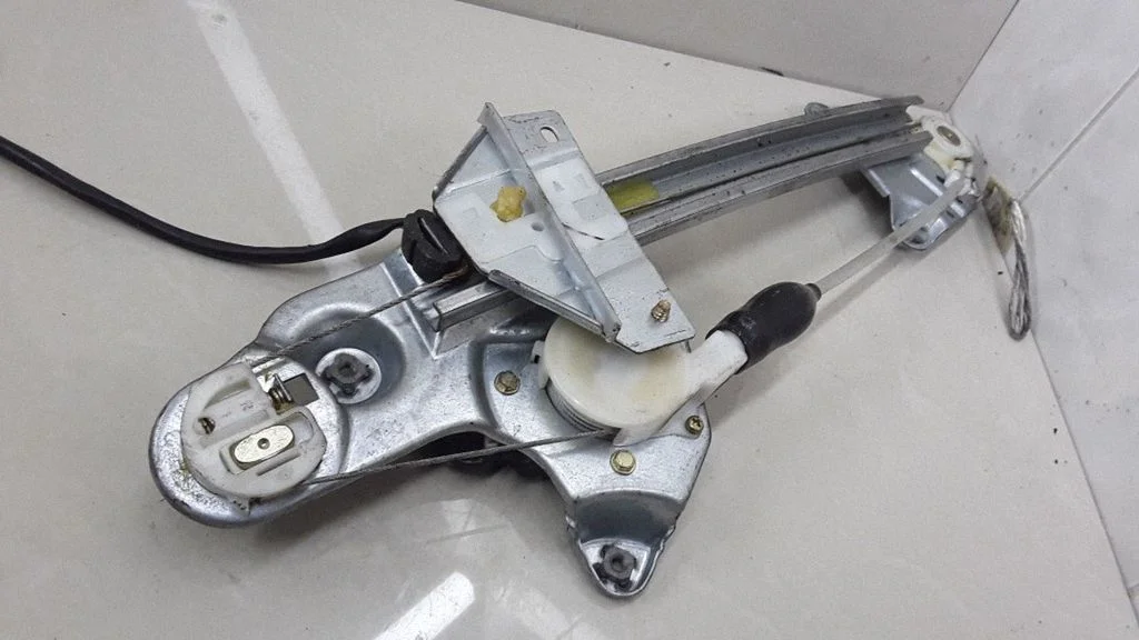 Rear door window regulator with motor 3650161634