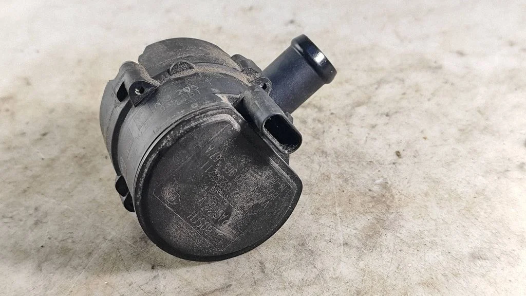 Electric auxiliary coolant/water pump 0392023211