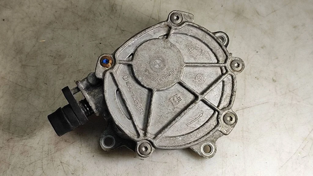 Vacuum pump 0313327116