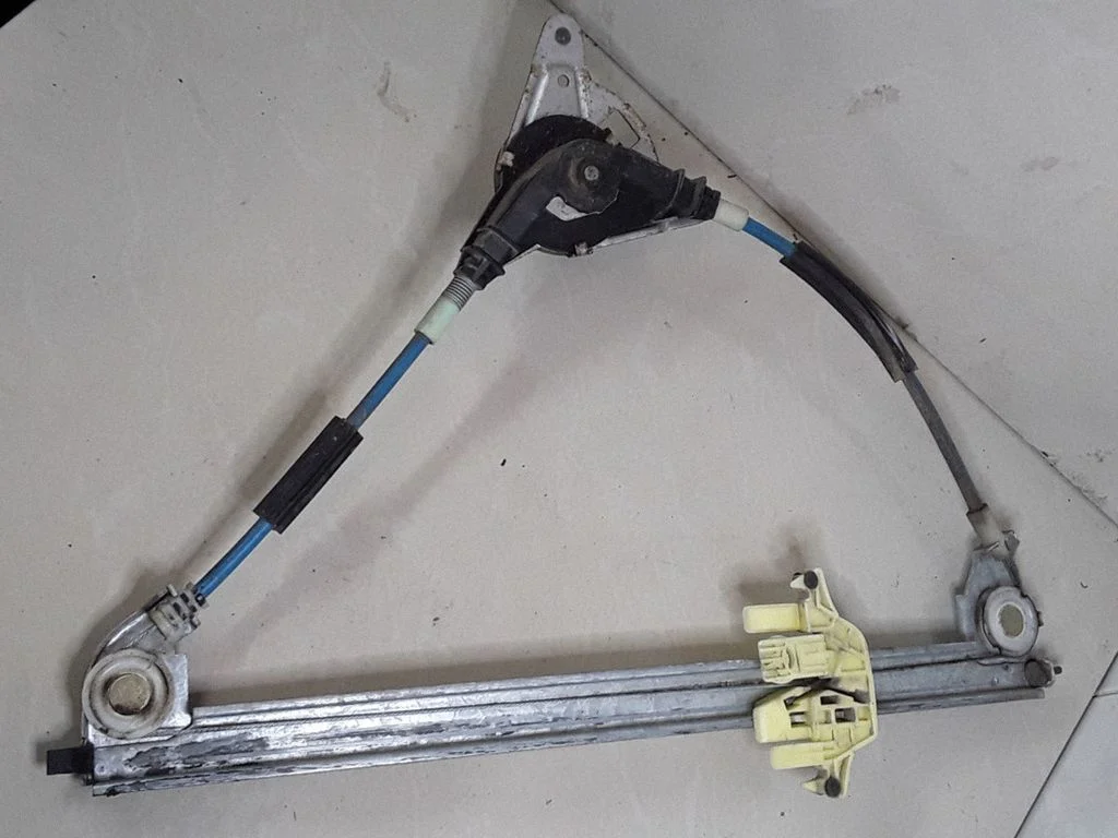 Podnośnik szyby tylnej mechaniczny (ręczny)