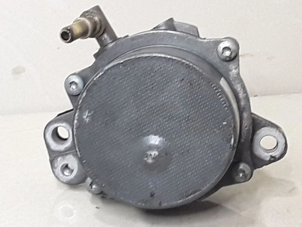 Vacuum pump 13501167